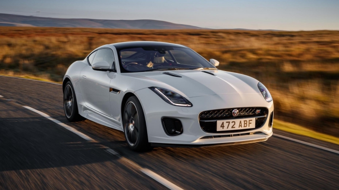 batch jag f type 20my chequered flag image 291018 040