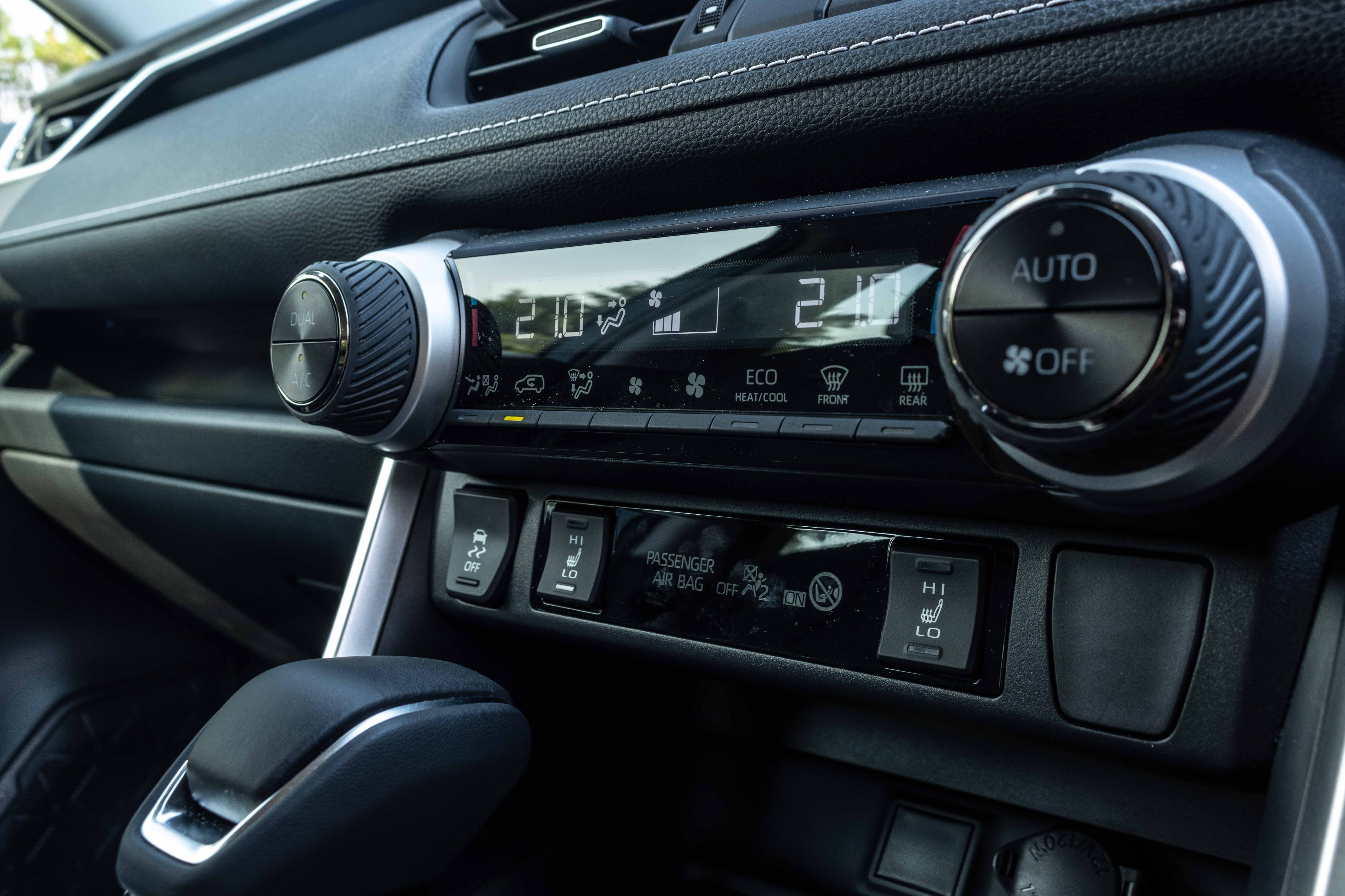 2022 Toyota RAV4 Hybrid Singapore - Air-conditioning controls