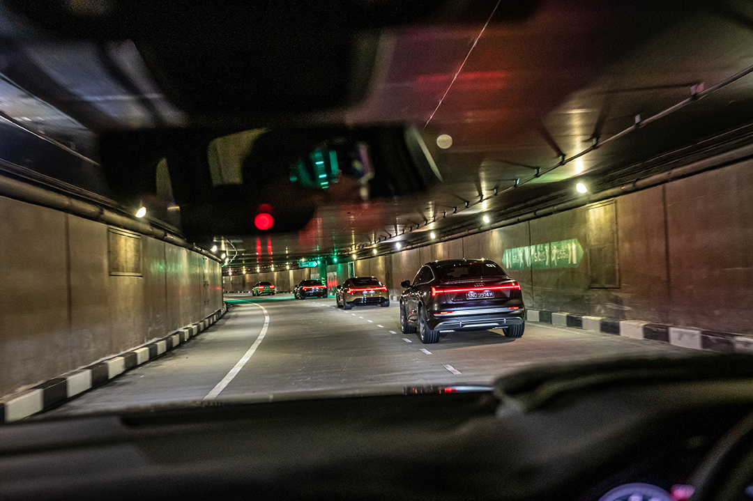 No fancy exhaust roar in the Smart Tunnel