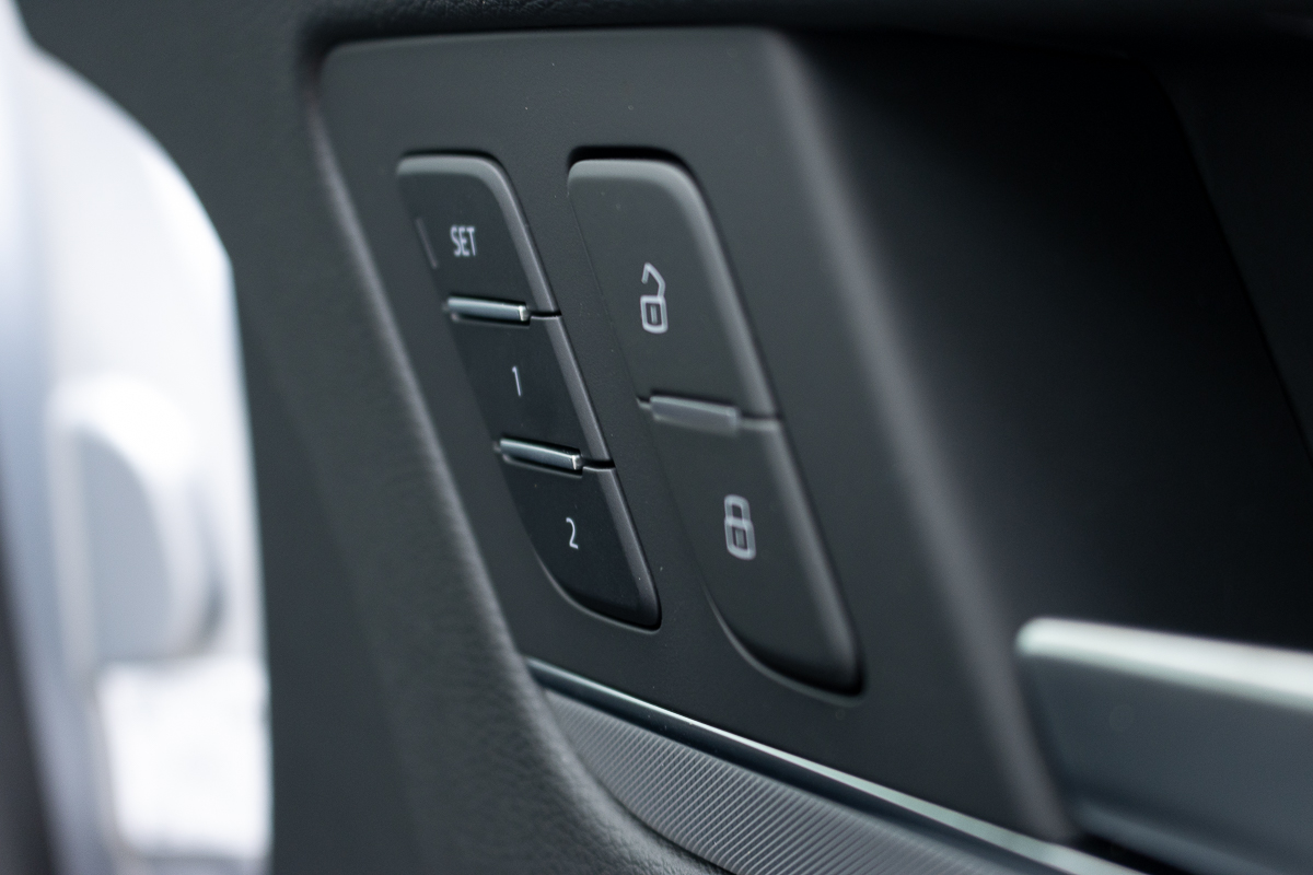 2023 Audi Q5 Sportback 2.0 40TFSI Singapore - Front seat memory setting