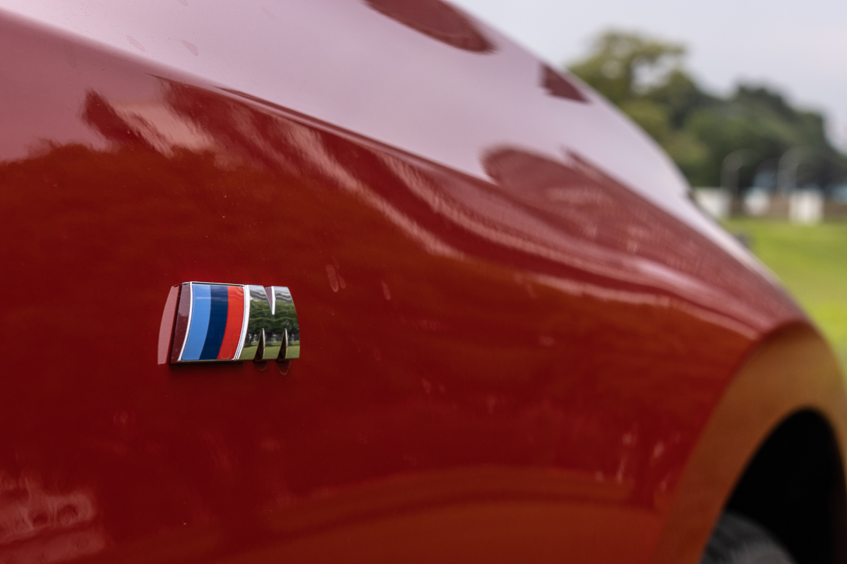 2023 BMW 318i M Sport Singapore - ///M badge