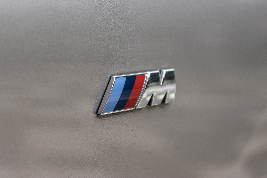 BMW iX3 LCI M badge