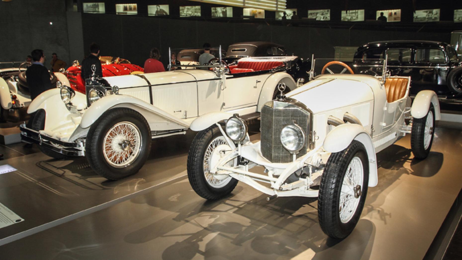 1923 MERCEDES SPORT-ZWEISITZER: Now we’re talking serious powerrr: these became the world’s first passenger production cars with supercharged engines, boosting power from the Merc’s engine from 40hp to 65hp. They built 851 of these.