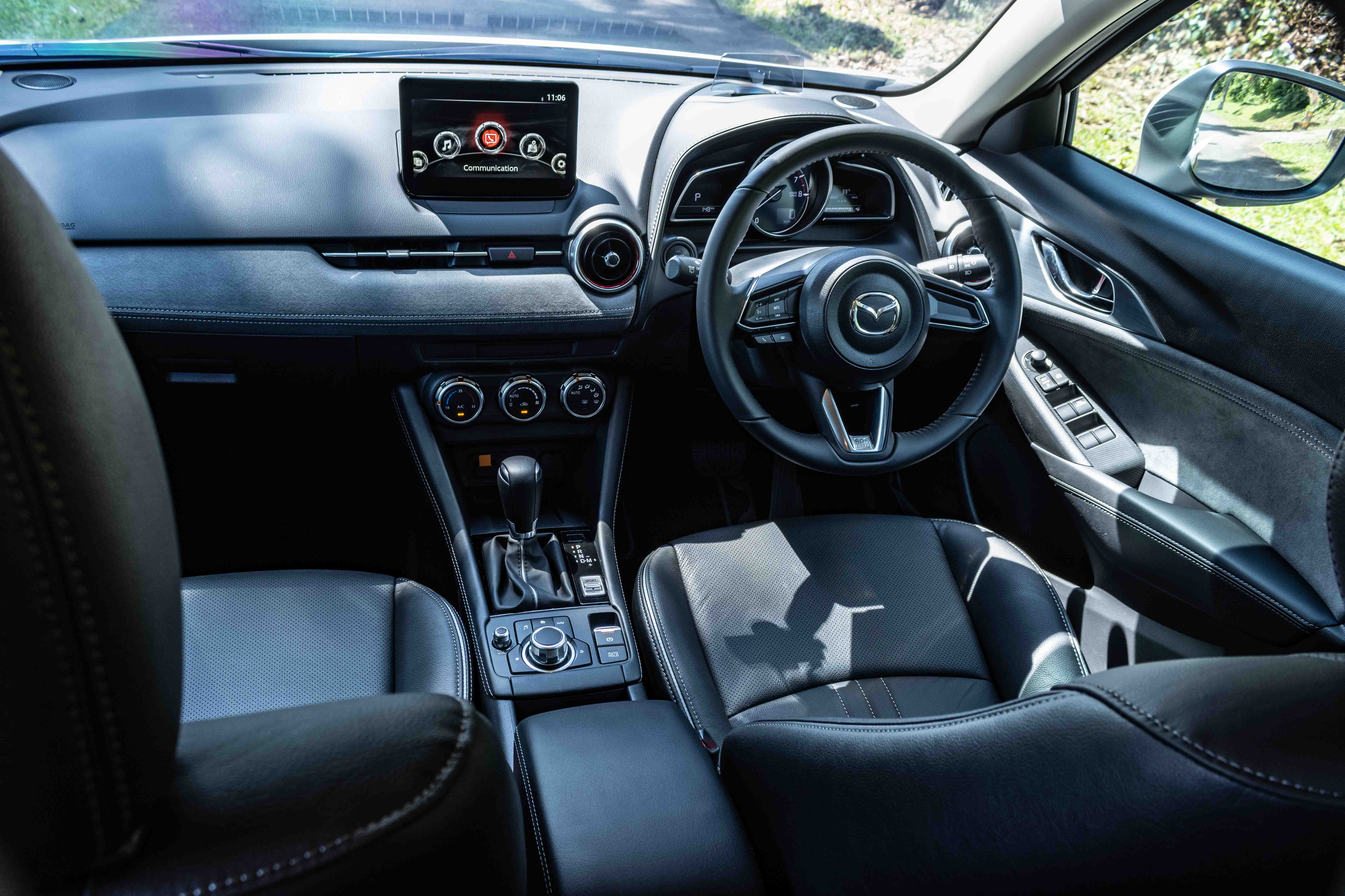 Mazda CX-3 1.5L Elegance - Interior