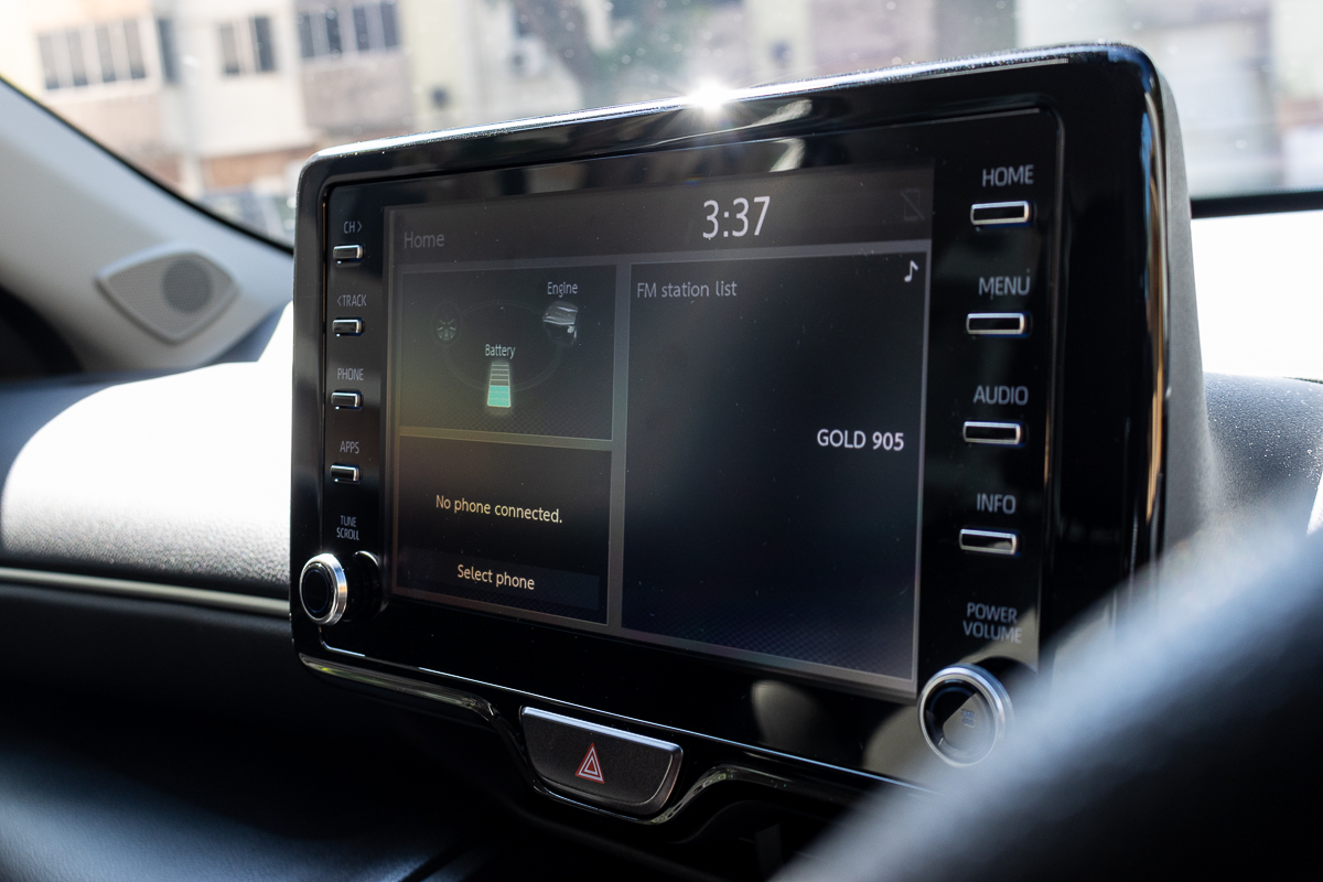 Toyota Yaris Cross Hybrid Review Singapore - Infotainment screen