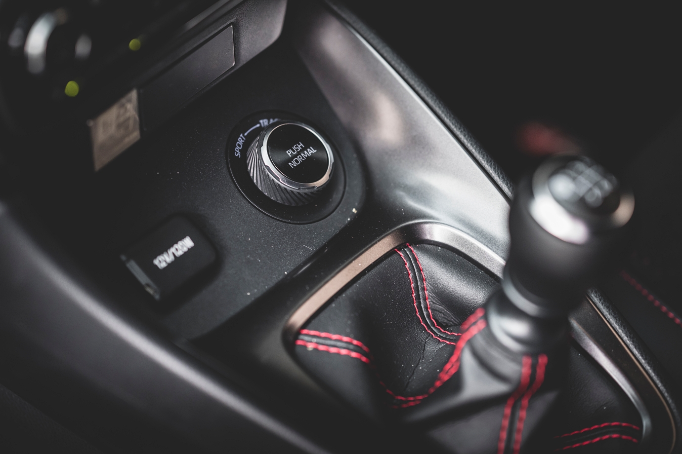 rotary knob toggles between Normal, Sport and Track drive modes