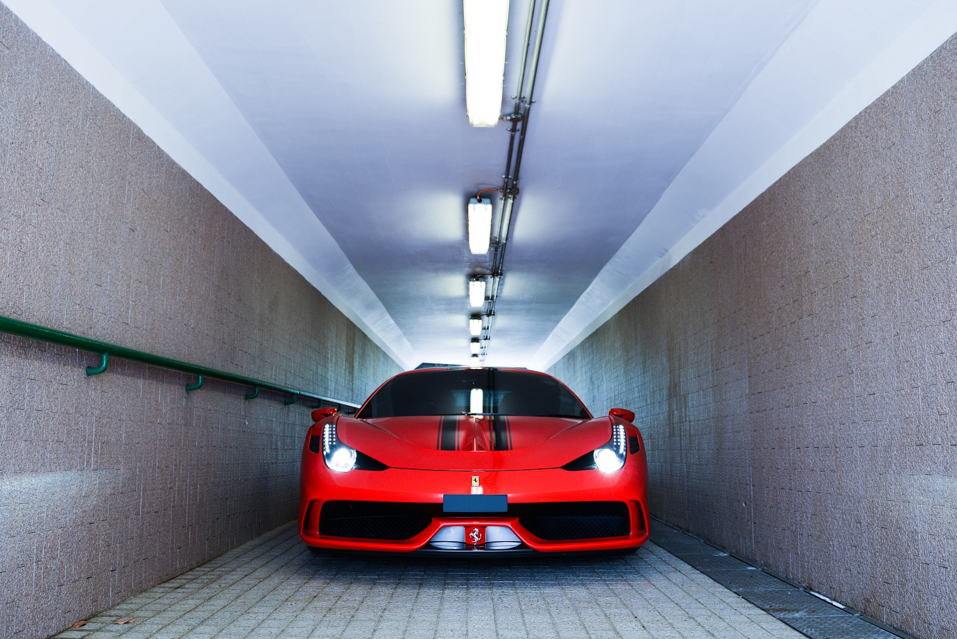 Ferrari 458 Speciale couldn't join our group shoot in time...