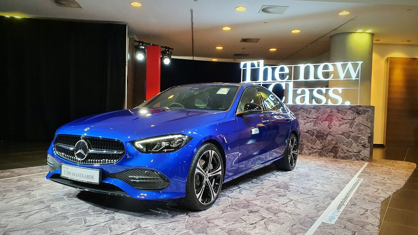 2022 Mercedes-Benz W206 C180 and C200 launched in Singapore in Avantgarde  and AMG Line