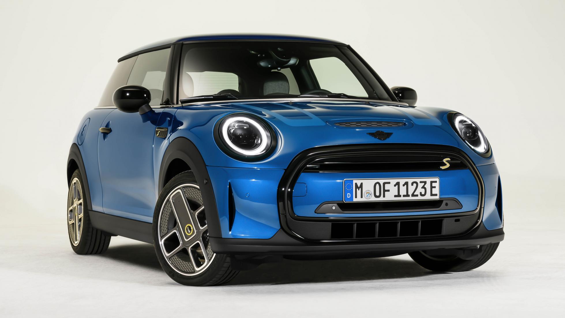 2022 BMW MINI gets new nose | Top Gear Singapore