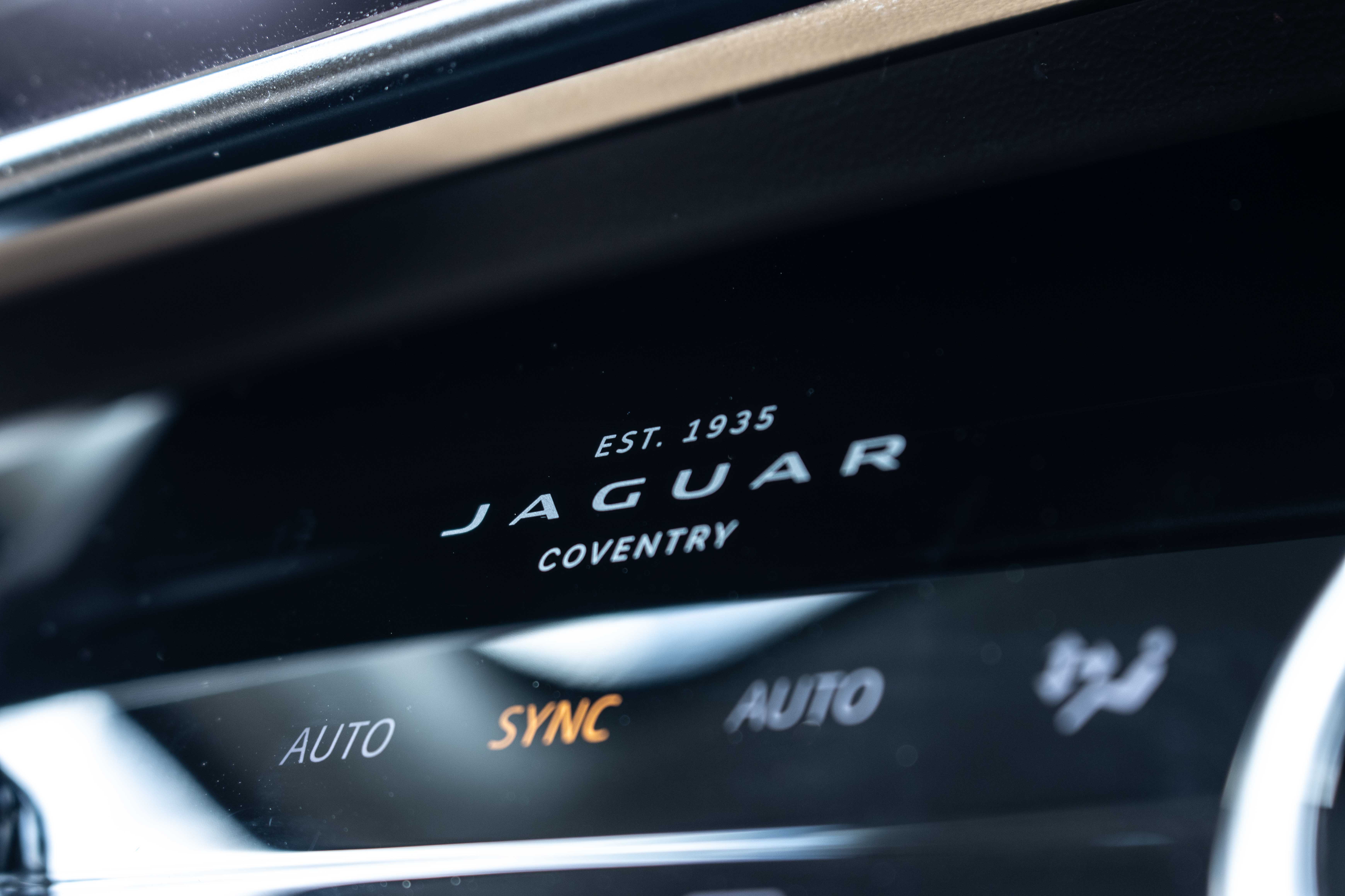 2022 Jaguar XF 2.0 SE Singapore - Dashboard detail