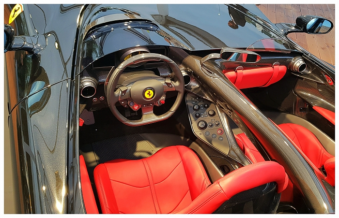 Monza SP2 cockpit