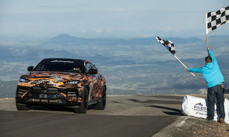 There’s a new Lamborghini Urus coming, and it is already a Pikes Peak record holder