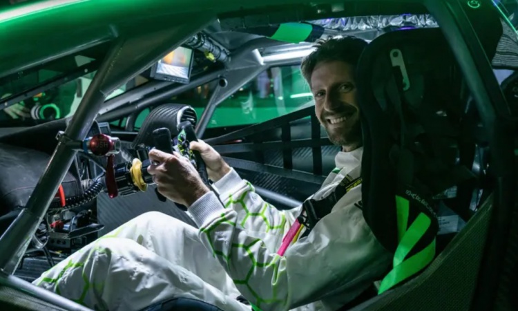 Romain Grosjean is now an official Lamborghini factory driver