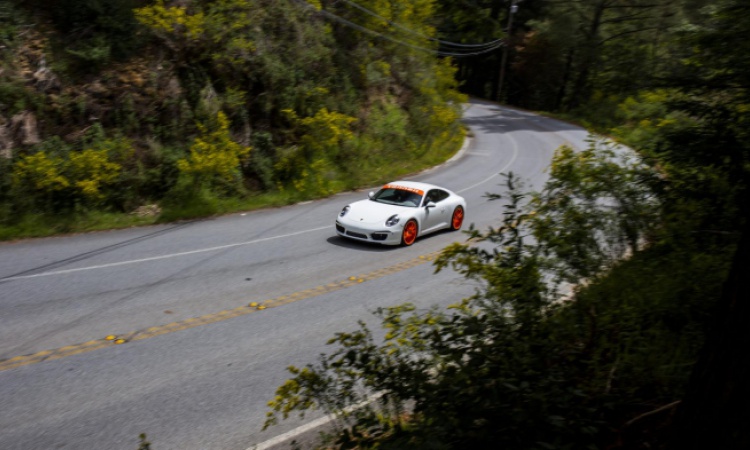 10 reasons why you shouldn't be afraid of a hybrid Porsche 911