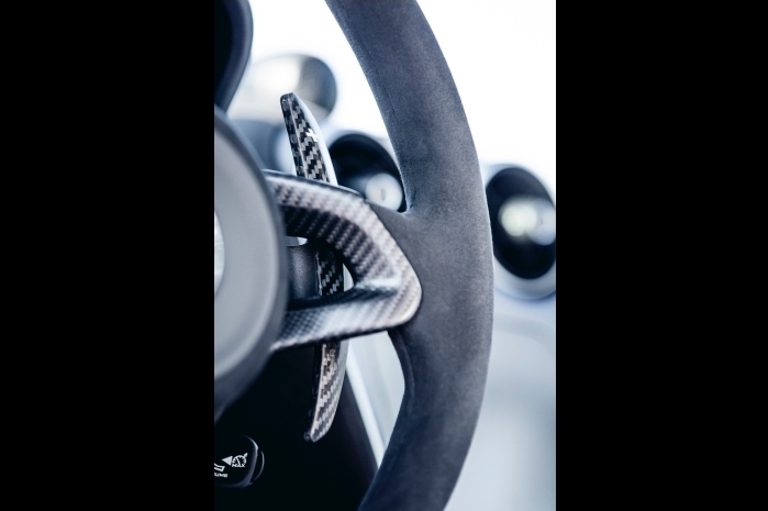 mclaren 600lt longtail coupe steering wheel carbon